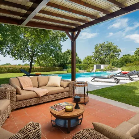 Holiday home Grando I By Interhome