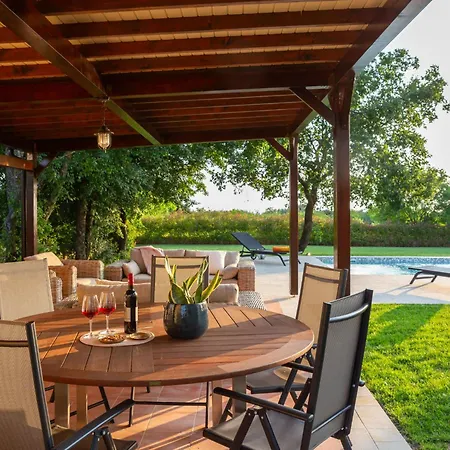 Ferienhaus Grando I By Interhome *