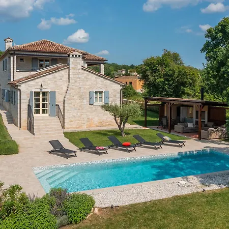 Grando I By Interhome Vikendica *