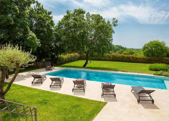 Grando I By Interhome Vikendica Mofardini